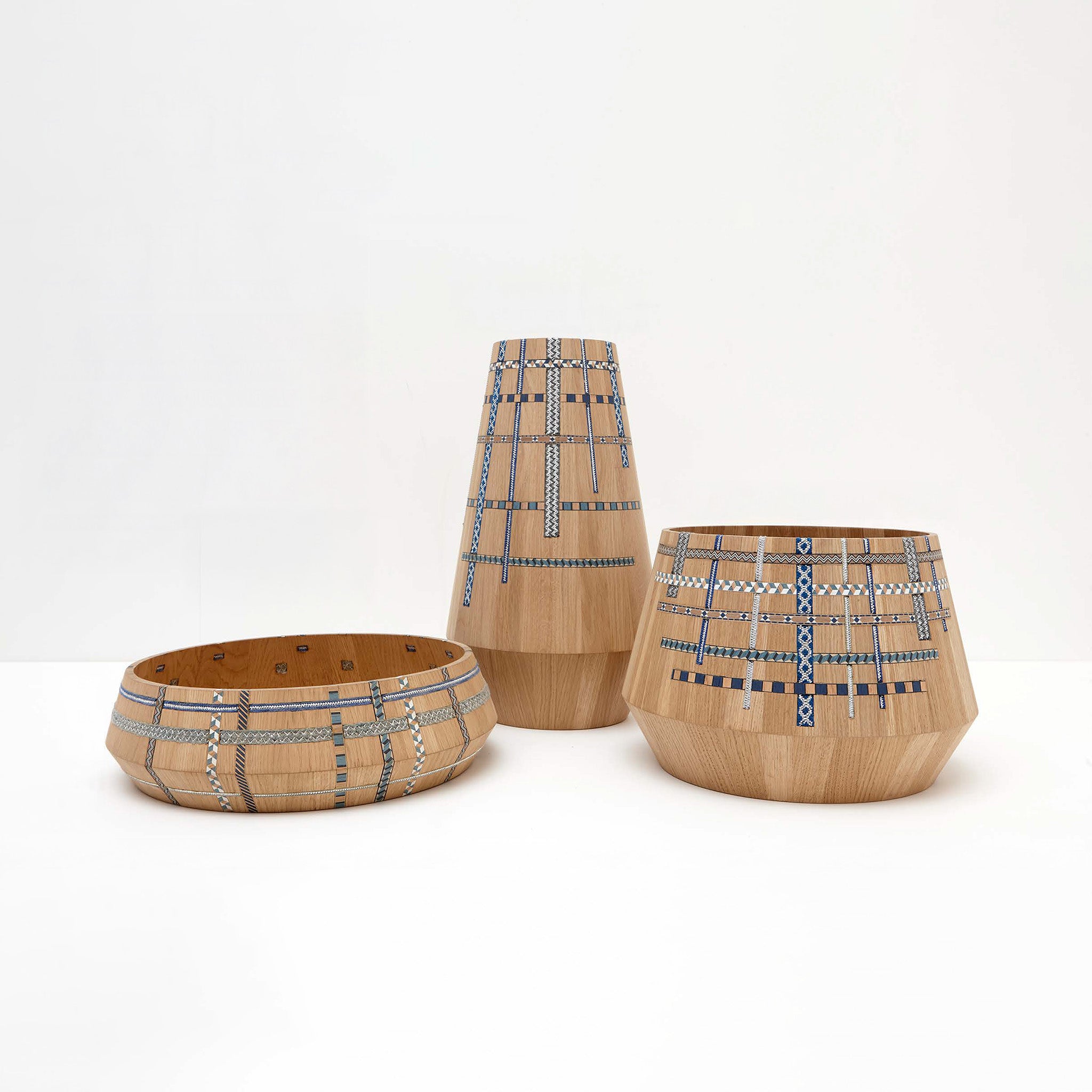 Tamra Wooden Bowl II | Blue