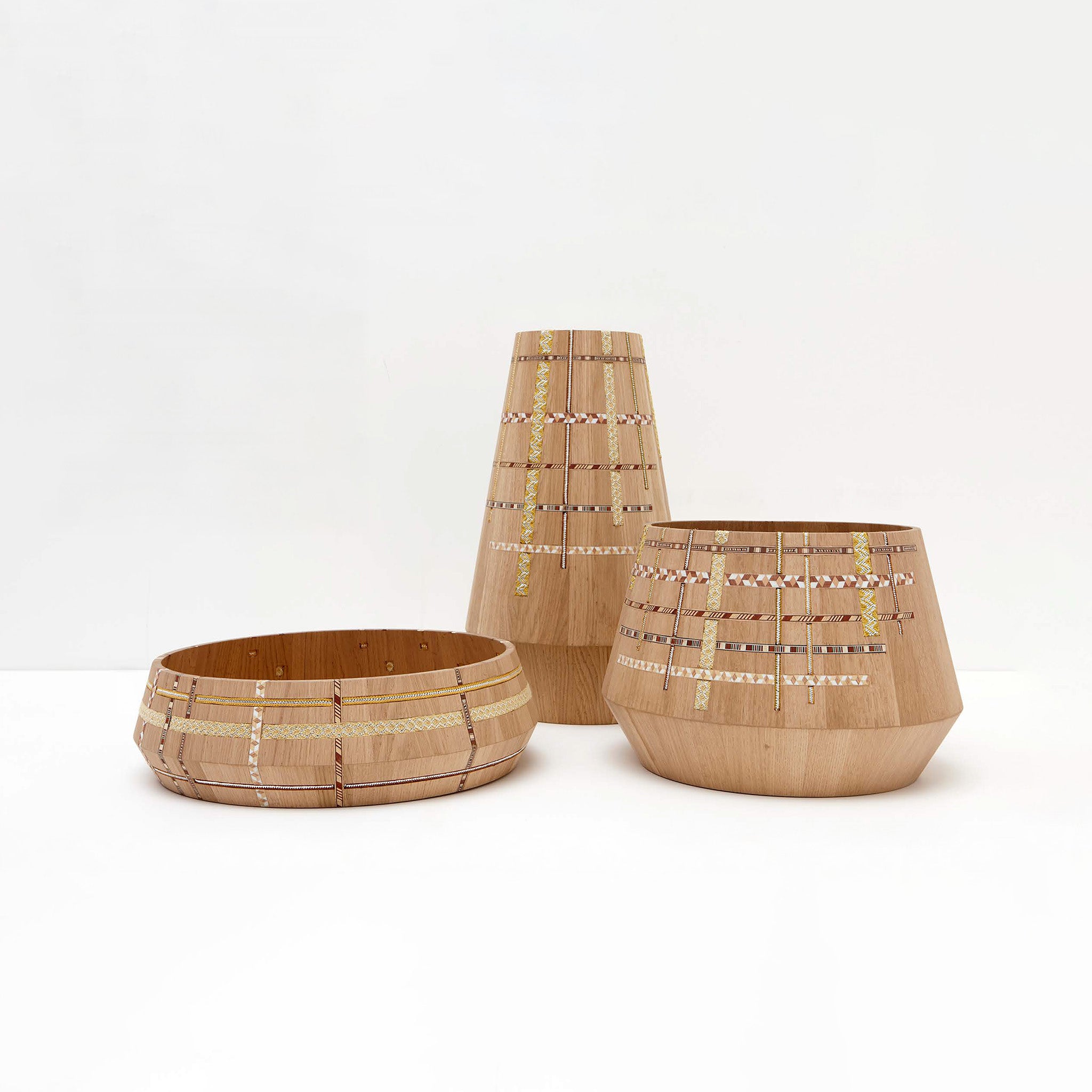 Tamra Wooden Bowl II | Brown