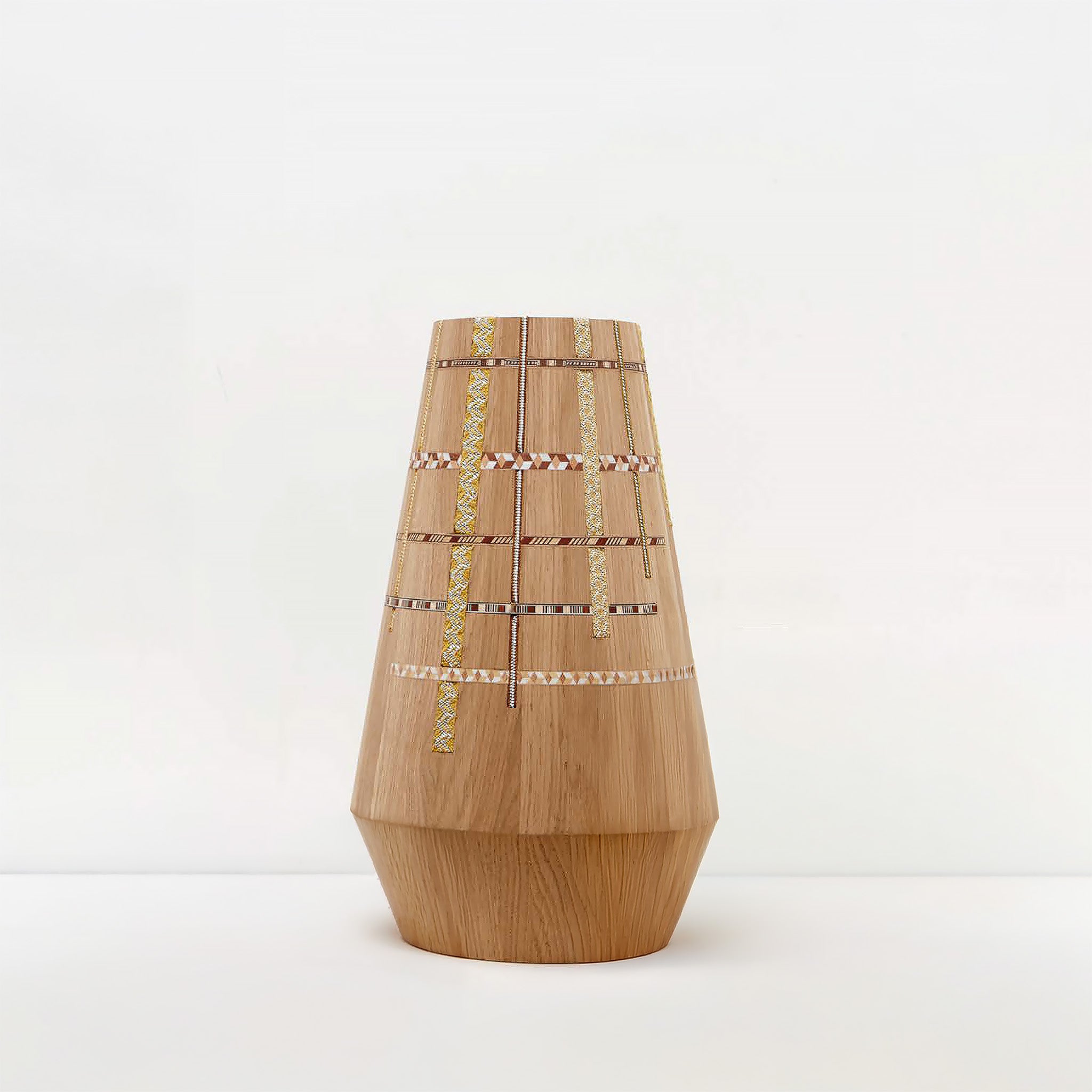 Nawra Wooden Elongated Vase | Brown