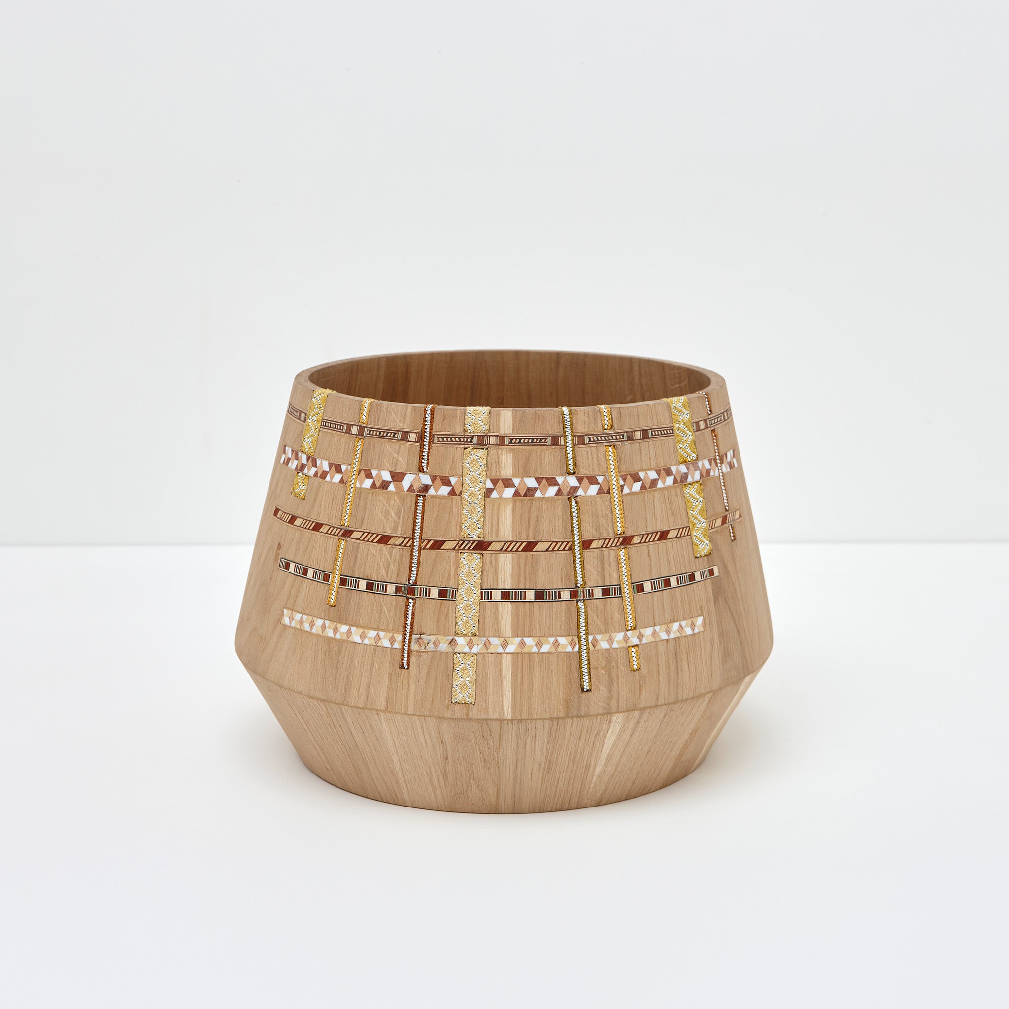 Tamra Wooden Bowl II | Brown